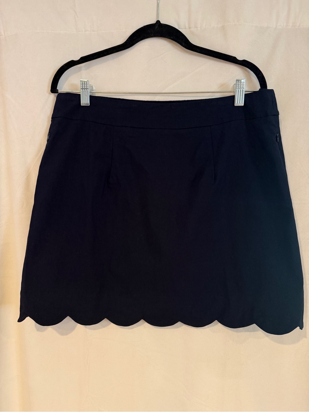 J. McLaughlin Navy Scallop-Hem Skort - Picture 3 of 11